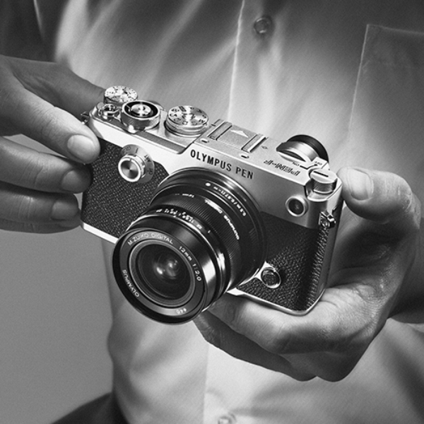 OLYMPUS「PEN-F」